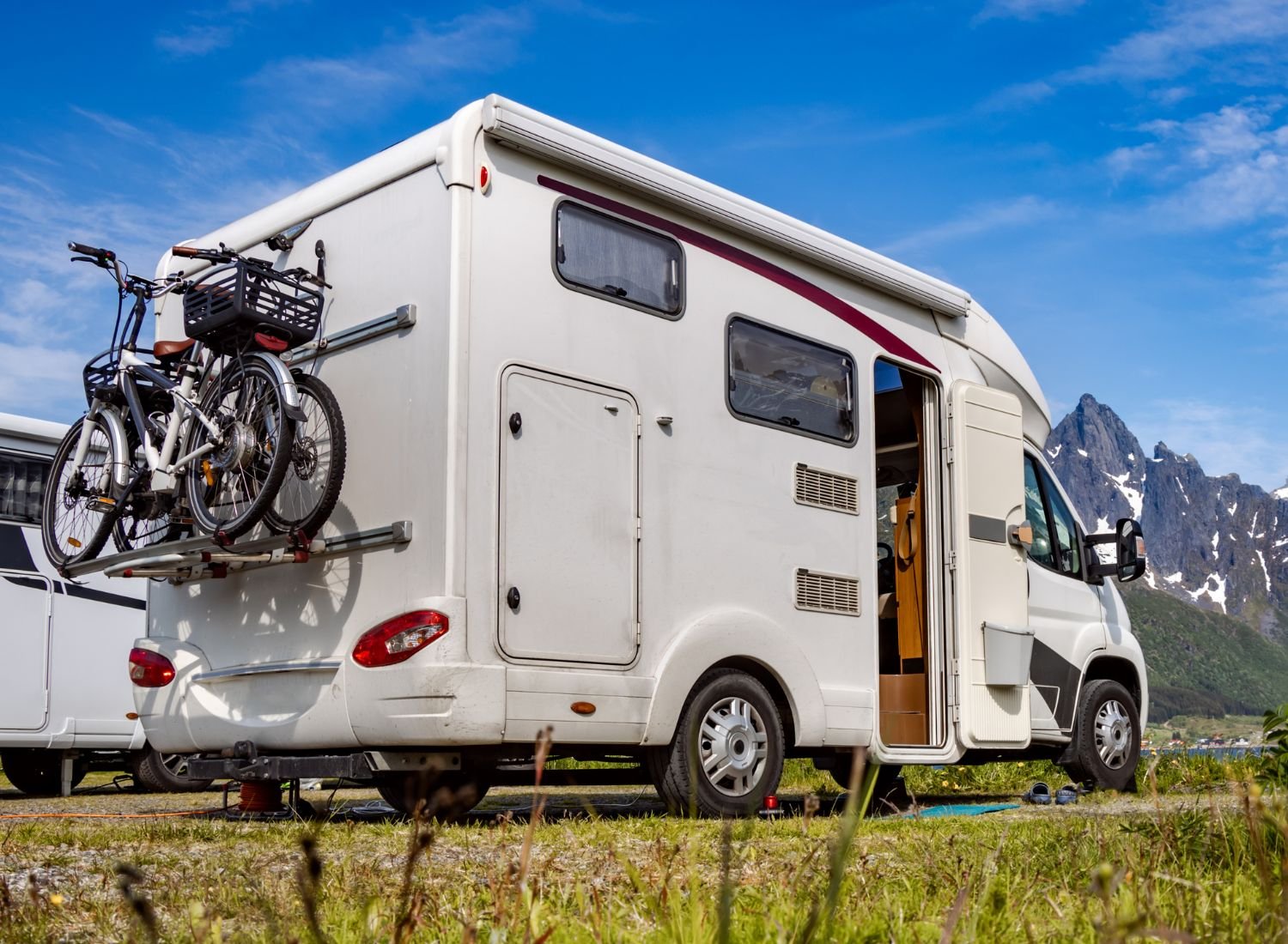 Mobile Home & Static Caravan Repairs Wimborne | HBW Vans